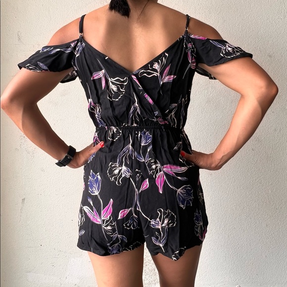 Floral romper - Picture 2 of 6